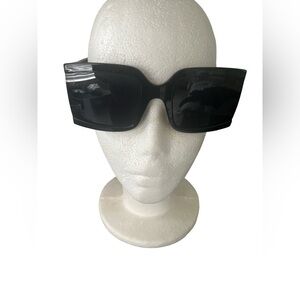 Women Black Oversized Sunglasses. Black Lens with Black Exterior. Good Cond.